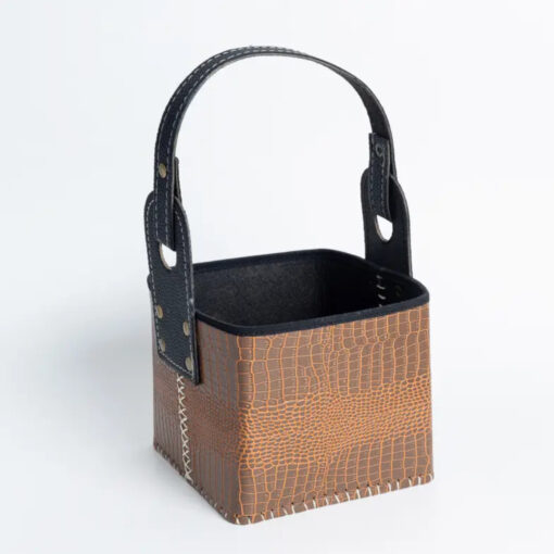 Matera eco cuero marron croco c/separador (33503)