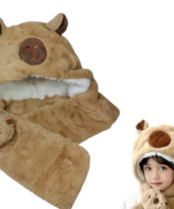 Gorro de peluche con bufanda Capybara